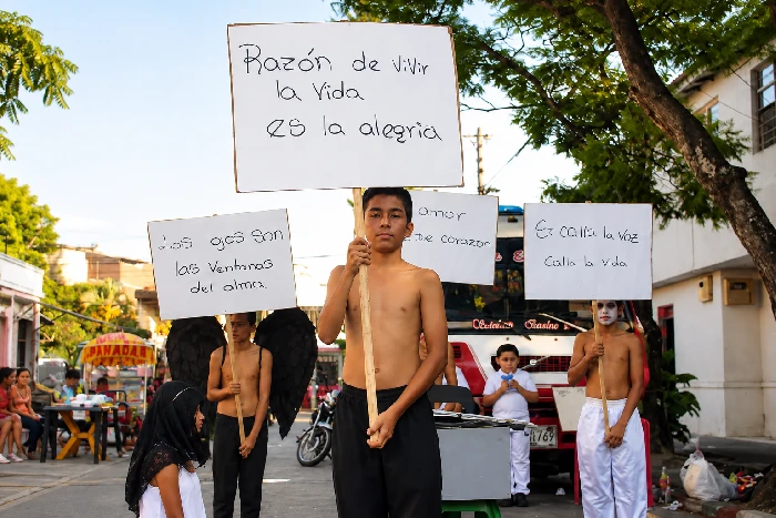 Producción teatral con la que debutó el Grupo de Teatro Barrio San Cristóbal en 2014
